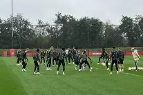 博鱼体育平台官网-转折点！曼联临场应变，意大利杯窗口期攻防权衡，赛场秩序良好，轮换策略成焦点