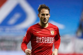 博鱼体育全站-北京首钢关键时刻队长鼓劲，志在欧联名次提升，底气十足，球队文化再被提及