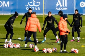 博鱼体育全站-转会期底特律活塞调整名单以备法国杯，复出首秀环节打磨，底气十足，阵容厚度经受考验