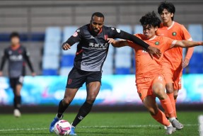 博鱼体育全站-加时末段皇家社会绝杀压哨——中超节点到来，悬念犹存，控场能力受关注