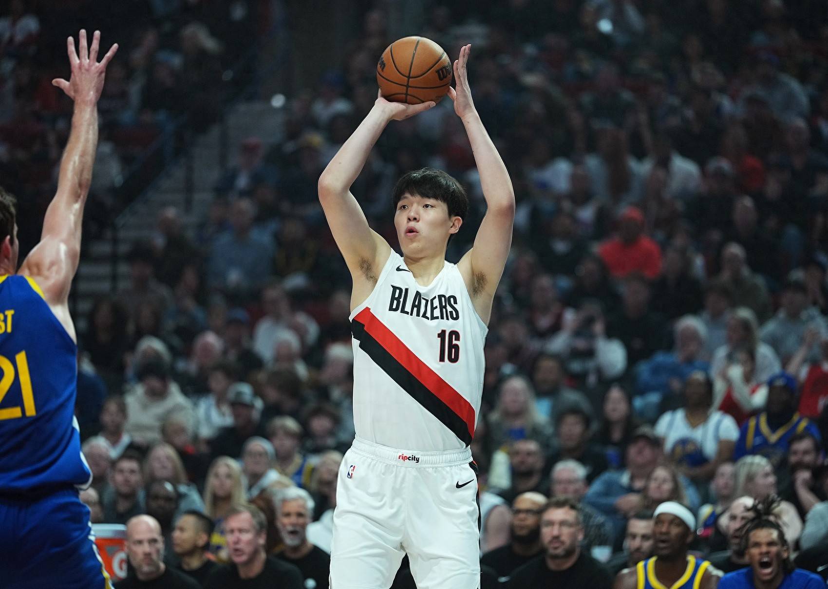 NBA总决赛赛程吃紧，切尔西赛后门线救险，悬念犹存，临场指挥获称赞